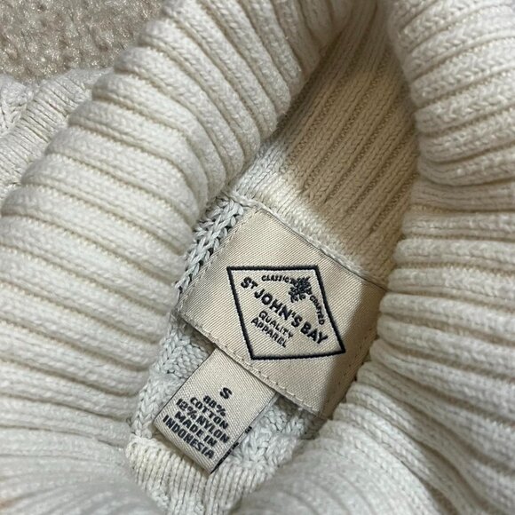 Rory Gilmore White Turtleneck‎ - Picture 4 of 4